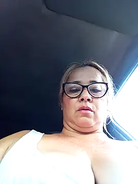 Snapshot of natally_ross21 chatting on December 11, 12:02 pm natally ross21 online show from December 11, 12:02 pm