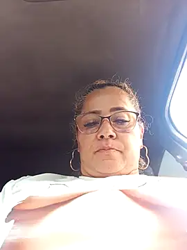 Snapshot of natally_ross21 chatting on December 16, 9:31 pm natally ross21 online show from December 16, 9:31 pm