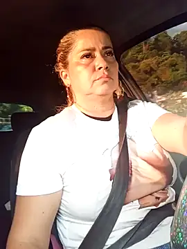 Snapshot of natally_ross21 chatting on December 18, 11:34 am natally ross21 online show from December 18, 11:34 am