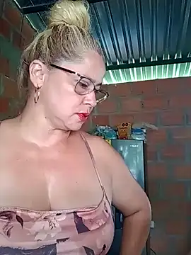 Snapshot of natally_ross21 chatting on January 12, 12:55 pm natally ross21 online show from January 12, 12:55 pm