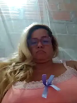 Snapshot of natally_ross21 chatting on February 16, 3:26 am natally ross21 online show from February 16, 3:26 am