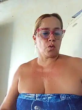 Snapshot of natally_ross21 chatting on March 21, 10:06 pm natally ross21 online show from March 21, 10:06 pm