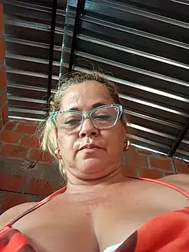 Snapshot of natally_ross21 chatting on September 13, 10:09 pm natally ross21 online show from September 13, 10:09 pm