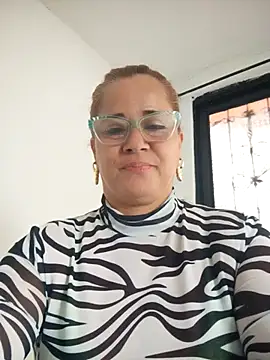 Snapshot of natally_ross21 chatting on September 28, 12:43 pm natally ross21 online show from September 28, 12:43 pm