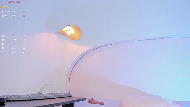 Snapshot of katiepeach_ chatting on March 3, 4:14 pm katiepeach online show from March 3, 4:14 pm