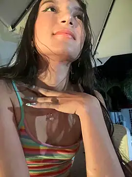 loly-yandere online show from January 19, 2:25 am