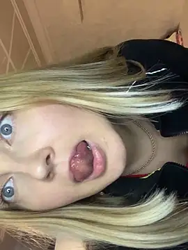 Snapshot of Aleksandrakis chatting on February 15, 9:15 pm Aleksandrakis online show from February 15, 9:15 pm