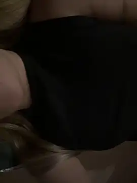 Snapshot of Aleksandrakis chatting on September 20, 8:43 pm Aleksandrakis online show from September 20, 8:43 pm