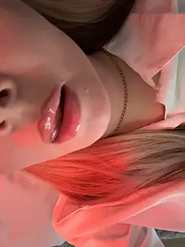 Snapshot of Aleksandrakis chatting on September 30, 10:31 am Aleksandrakis online show from September 30, 10:31 am