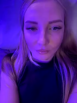 Snapshot of Aleksandrakis chatting on October 2, 3:08 pm Aleksandrakis online show from October 2, 3:08 pm