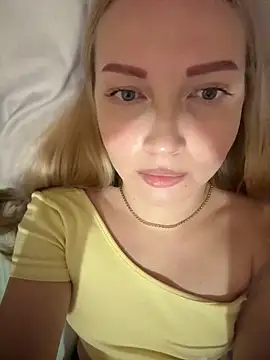 Snapshot of Aleksandrakis chatting on November 12, 10:26 am Aleksandrakis online show from November 12, 10:26 am