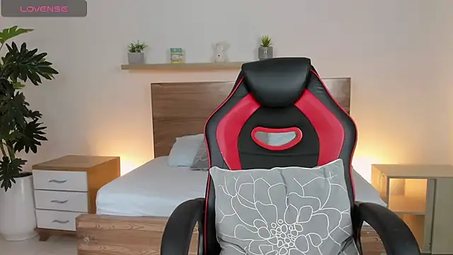 yadira furlan  online show from January 23, 12:41 pm