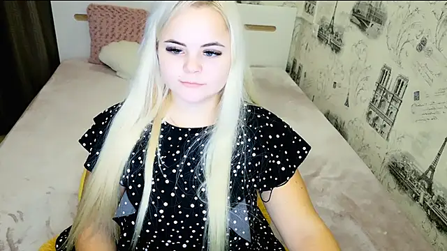 lovely-eyes online show from November 12, 5:02 pm