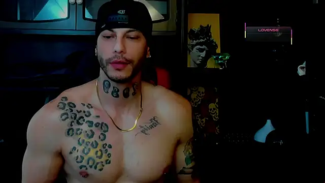 Snapshot of RickG_Oficial chatting on October 25, 4:57 pm RickG Oficial online show from October 25, 4:57 pm