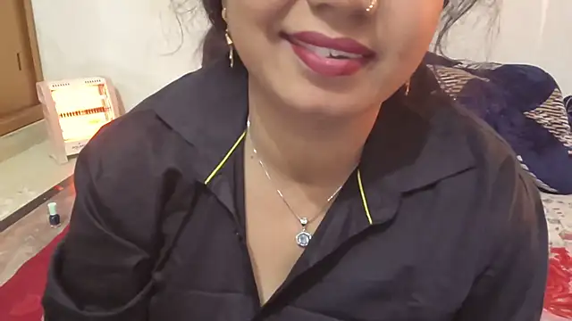 Snapshot of Gulaboo_bhabi chatting on January 24, 6:03 am Gulaboo bhabi online show from January 24, 6:03 am