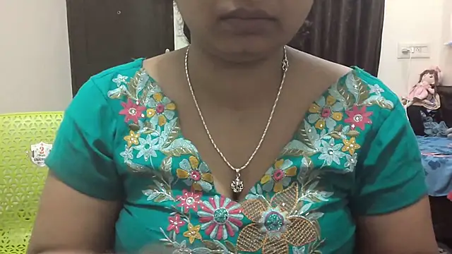 Snapshot of Gulaboo_bhabi chatting on February 13, 7:10 pm Gulaboo bhabi online show from February 13, 7:10 pm