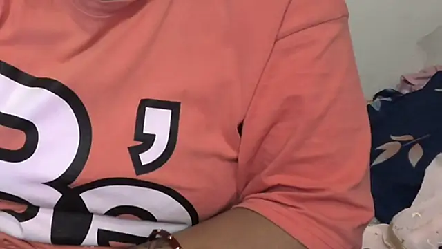 Snapshot of Gulaboo_bhabi chatting on March 19, 10:00 am Gulaboo bhabi online show from March 19, 10:00 am