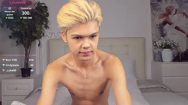 Felix Rey online show from February 23, 11:04 pm