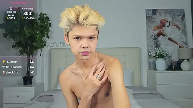 Felix Rey online show from March 10, 4:49 am