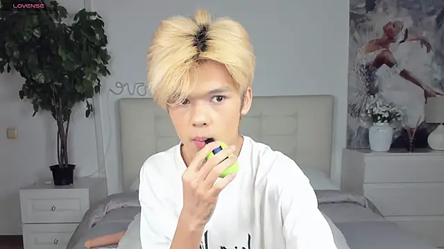 Felix Rey online show from September 15, 12:38 pm