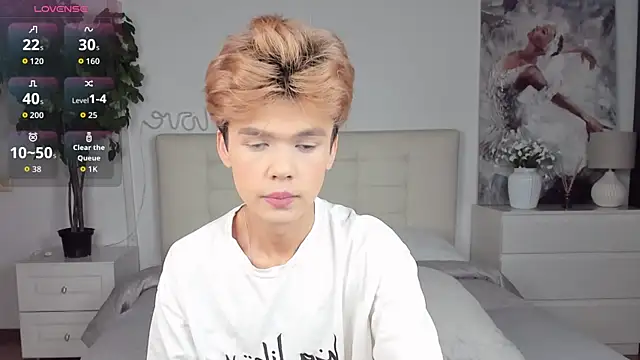 Felix Rey online show from October 9, 7:34 pm