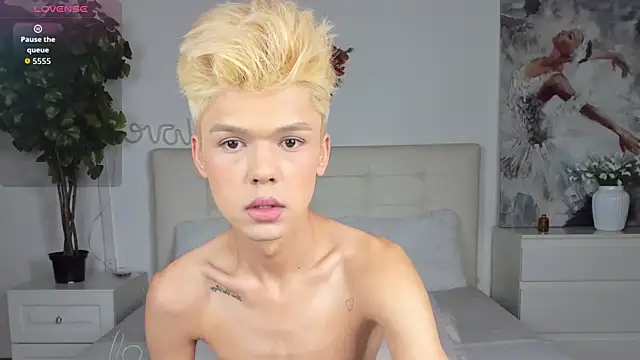 Felix Rey online show from November 24, 3:34 pm