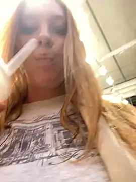 Sweet   Emily online show from December 10, 2:17 pm