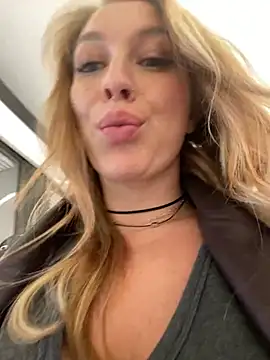 Sweet   Emily online show from December 15, 2:27 pm