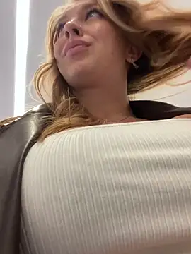 Sweet   Emily online show from January 3, 1:47 pm