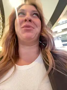 Sweet   Emily online show from January 17, 2:28 pm