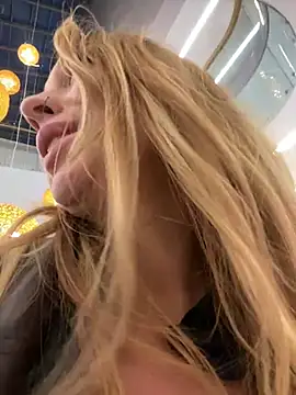 Sweet   Emily online show from February 4, 2:53 pm