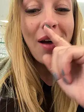 Sweet   Emily online show from March 12, 4:02 pm