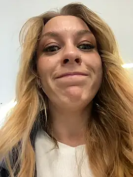 Sweet   Emily online show from October 6, 1:19 pm