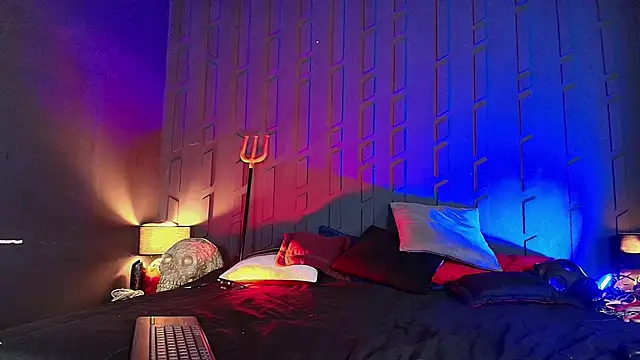 Snapshot of MorganaCrowley chatting on March 21, 7:57 pm MorganaCrowley online show from March 21, 7:57 pm