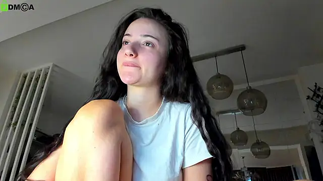 IreneVON online show from March 29, 4:34 am