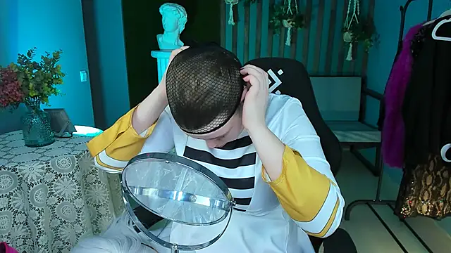 FioraMarmoris online show from February 22, 8:18 am