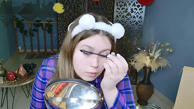 FioraMarmoris online show from March 9, 8:18 am