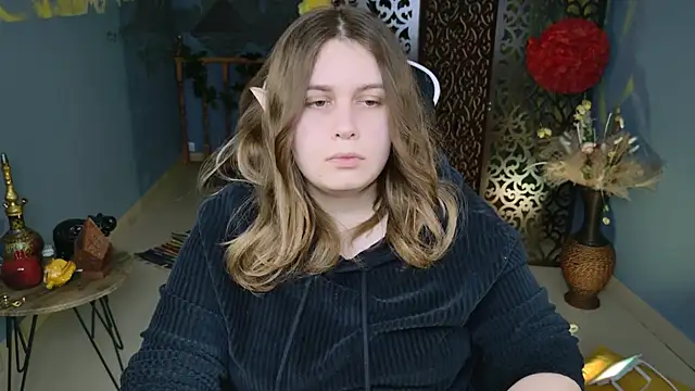 FioraMarmoris online show from March 15, 11:19 am