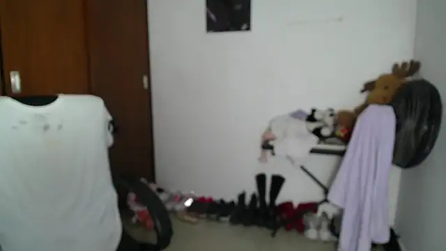 Snapshot of venelope1 chatting on October 11, 6:01 am venelope1 online show from October 11, 6:01 am