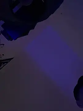 thatdude9 9 9 online show from March 13, 1:29 pm