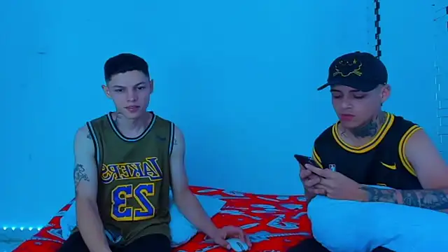 HOT boy2025 online show from January 18, 10:06 pm