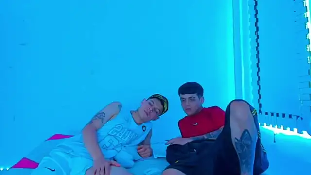 HOT boy2025 online show from January 31, 12:17 am