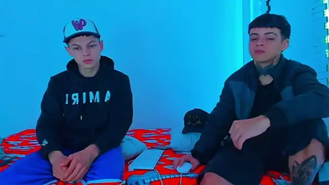 HOT boy2025 online show from February 22, 12:27 am