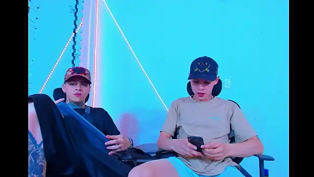 HOT boy2025 online show from September 11, 4:01 am