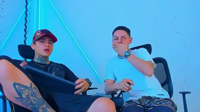 HOT boy2025 online show from October 16, 5:41 am