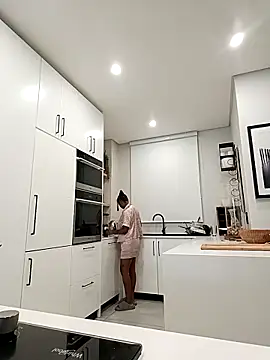 Mayo01  online show from September 14, 5:50 am