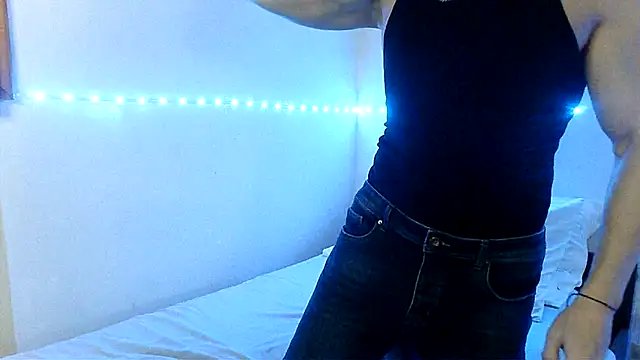 Alexx Fit023 online show from December 13, 9:30 pm