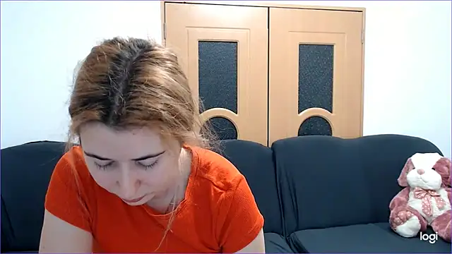 VioletaFlower7 online show from January 28, 9:30 am