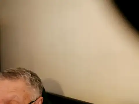 Snapshot of 100Tauros chatting on March 11, 2:29 pm 100Tauros online show from March 11, 2:29 pm