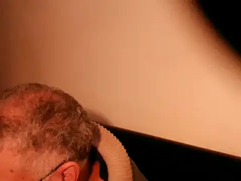 Snapshot of 100Tauros chatting on March 20, 5:36 pm 100Tauros online show from March 20, 5:36 pm